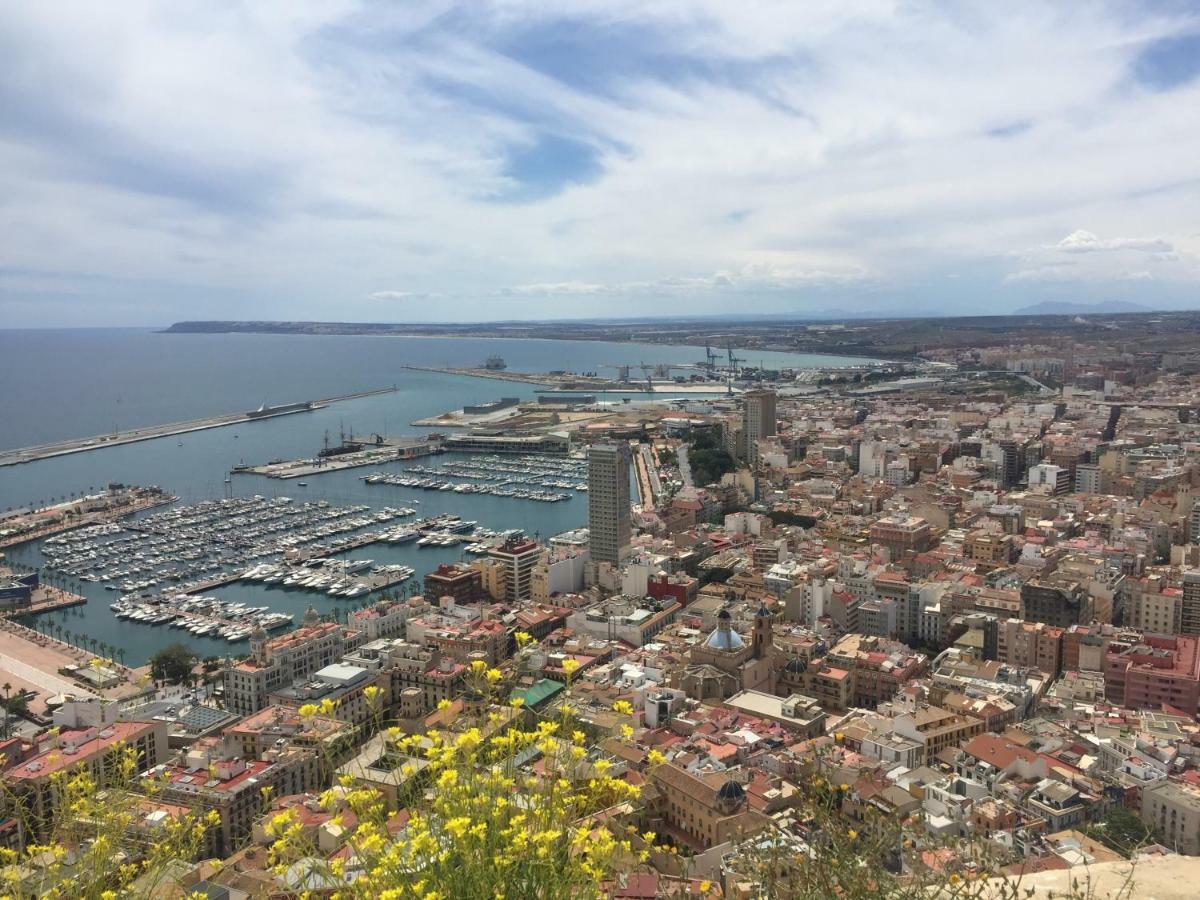 Ginger Apartment Alicante Luaran gambar