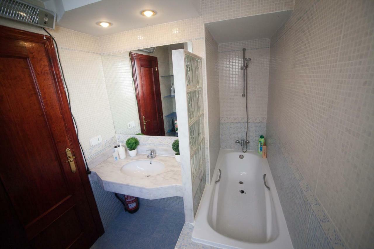 Ginger Apartment Alicante Luaran gambar